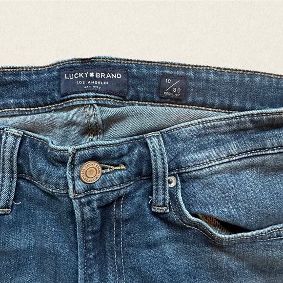 Lucky Brand Sweet Boot Mid-Rise Jeans - Picture 6 of 8